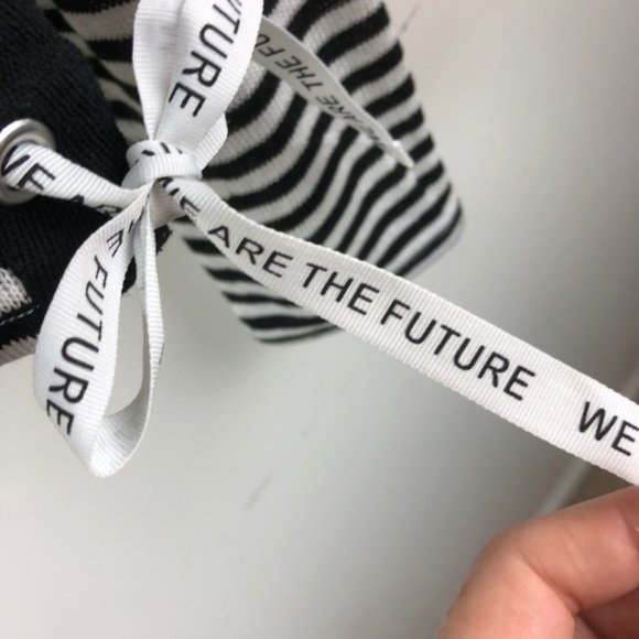 H&M We Are The Future Tie Top - Picture 2 of 3